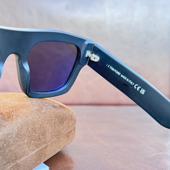 TOM FORD Fausto Thick Acetate Sunglasses - Black - Picture 12 of 16